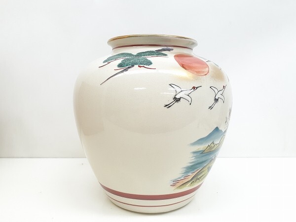 X058-N38-306 九谷焼 岳山造 花瓶 色絵金彩 高さ約22cm 陶器 花器