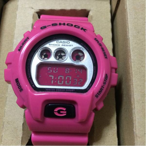 展示品 G-SHOCK クレイジー ピンク DW-6900CS-4JF Gショック G-SHOCK