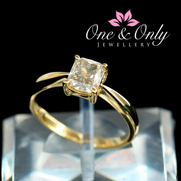 《1円》1.018ct/SI2 プリンセスカットダイヤK18リング/鑑定付_3