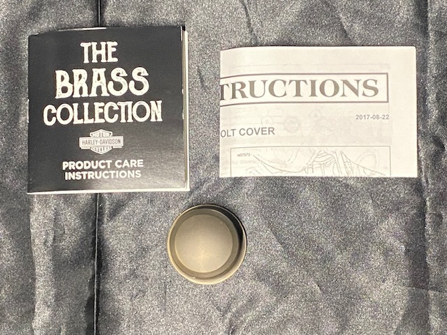 ハーレーダビッドソン純正　ブラスコレクション　スイングアーム・ピボットボルトカバー_1