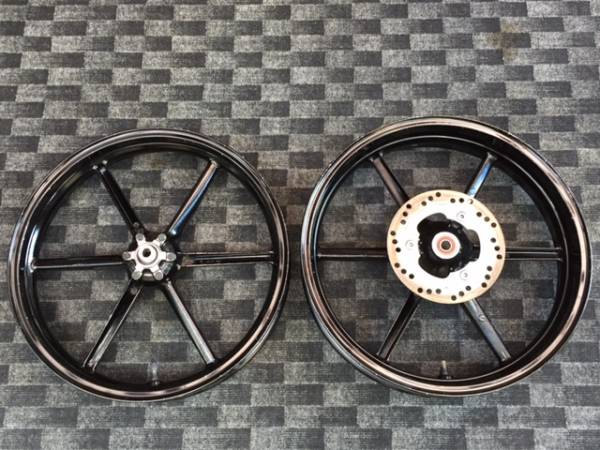 Hrc Rs125r ホイール前後セット Nsf250rにも セット 売買されたオークション情報 Yahooの商品情報をアーカイブ公開 オークファン Aucfan Com