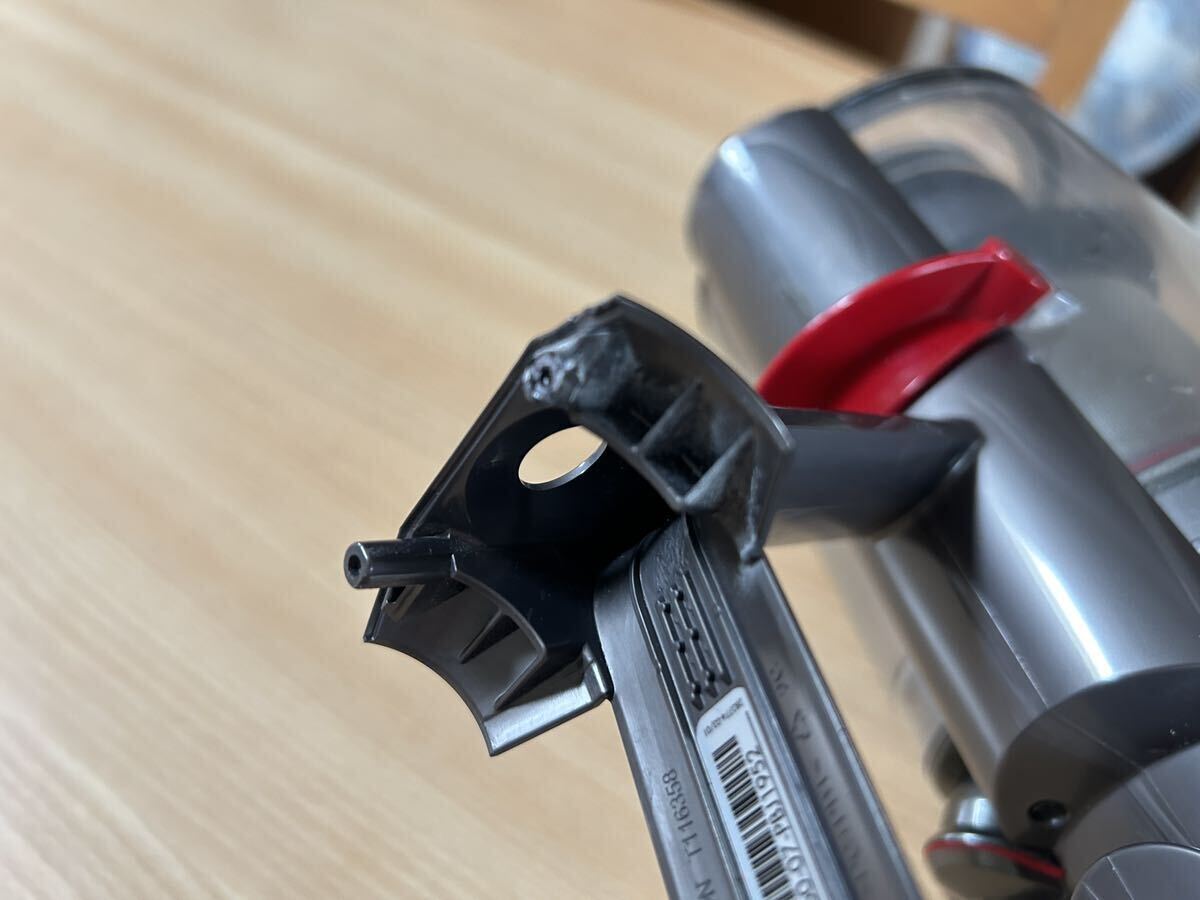 dyson ダイソン v11 fluffy (sv14) ジャンク品_7