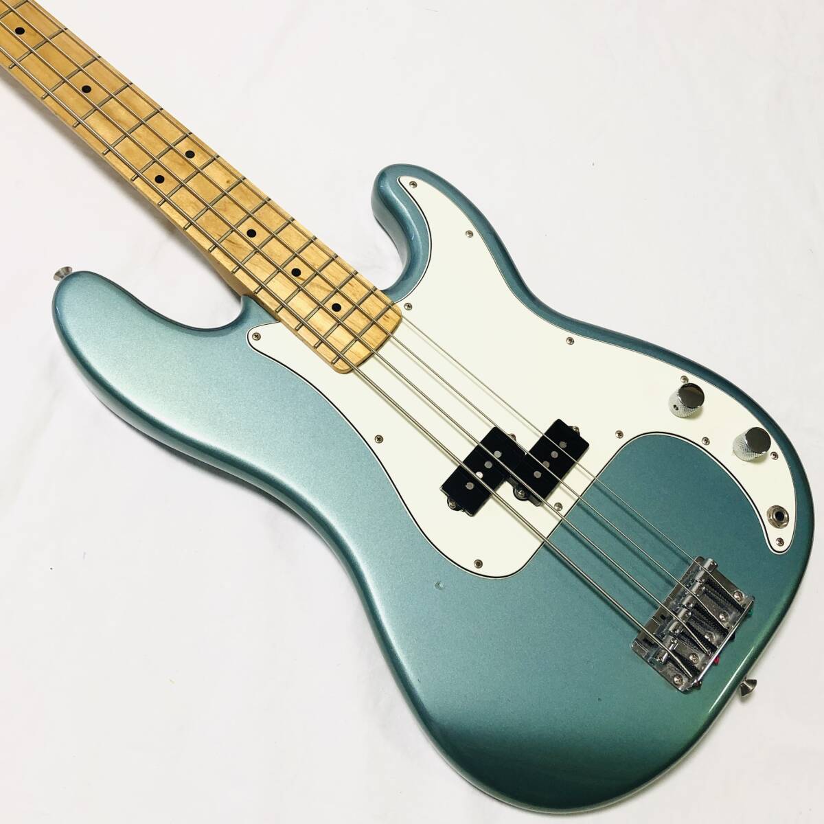 Fender Precision Bass Player series MADE IN MEXICO フェンダー