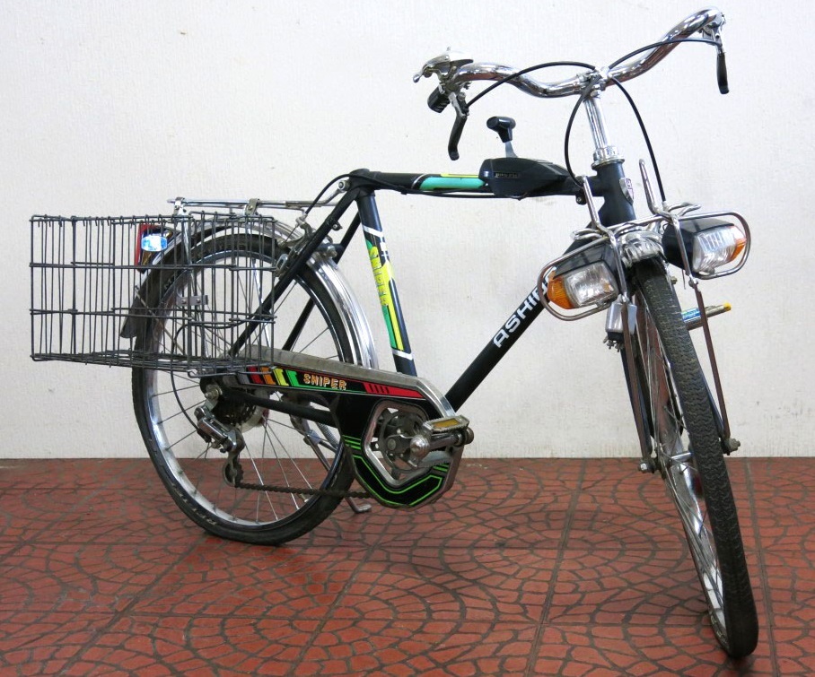 自転車　昭和レトロ　ビンテージ　スナイパーSNIPER アンティーク　まとめ 09K069 引き取りのみ[北海道白老町] 昭和レトロ スーパーカー 自転車