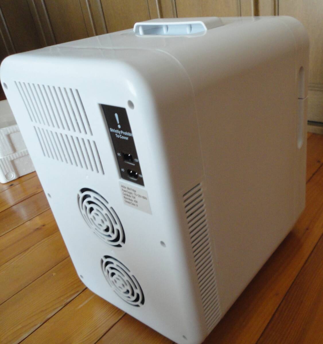 冷蔵庫 小型 20L LCD温度表示 冷温庫 ペルチェ式 保温&保冷 -9°C~65°C_8