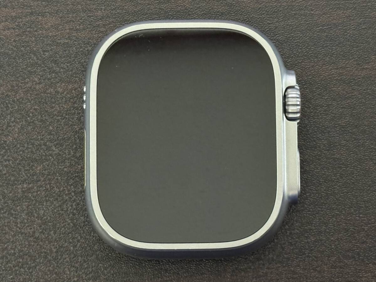 美品 Apple Watch Ultra 2 GPS + Cellularモデル 49mmチタニウムケース バッテリー最大容量100％ ブルー/ブラックトレイルループ MRF63J/A_5