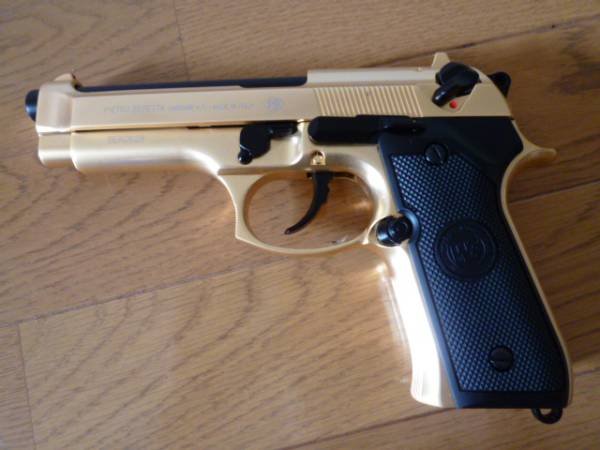 BERETTA ベレッタ M92FS ゴールド ブローバック ガスガン ***こ案内は