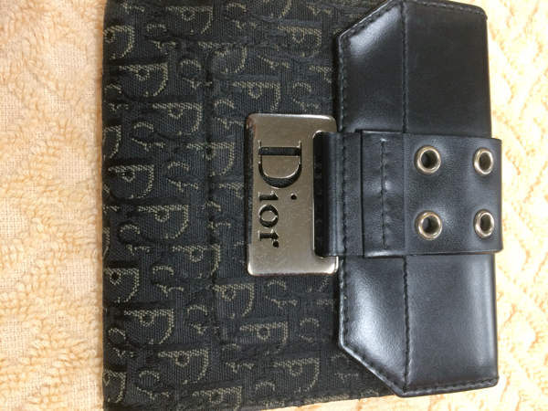 クリスチャン ディオール 財布 二つ折り 美品