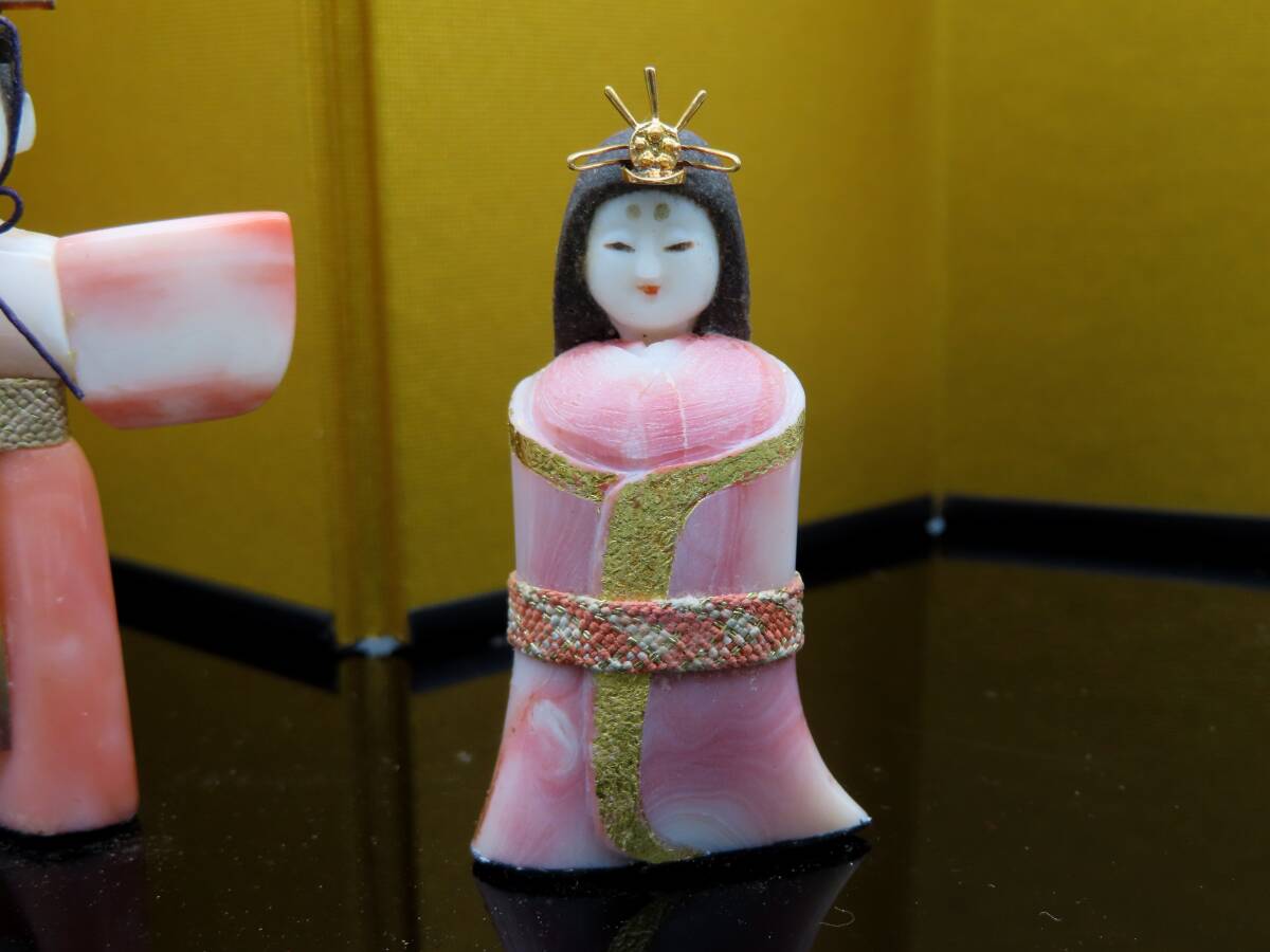 K7578 珊瑚工芸家 前川泰山 作 雛人形 「寿雅」本珊瑚彫刻 置物 縁起物