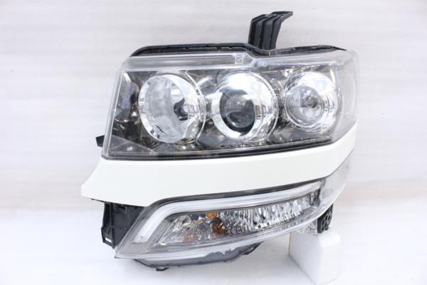 68-1304☆美品☆後期☆JF1 LED白 N-BOX 左ヘッドライト