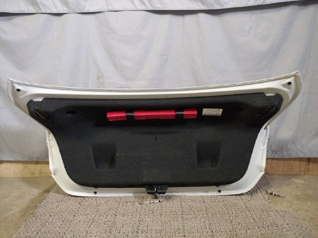 H28年 BMW 4シリーズ 435i クーペ Mスポーツ F32 DBA-3R30 トランクリッド 白 300 41007381193 [ZNo:06005275] BMW 435i 4シリーズ Mスポーツ（BMW）[8AT]の 435iクーペ 絶妙の変化