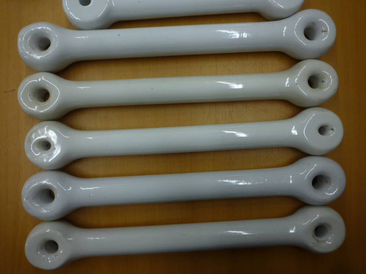 希少 亜鈴製 レトロな碍子 がいし 陶器製 2種類合計9本セット/真鍮製