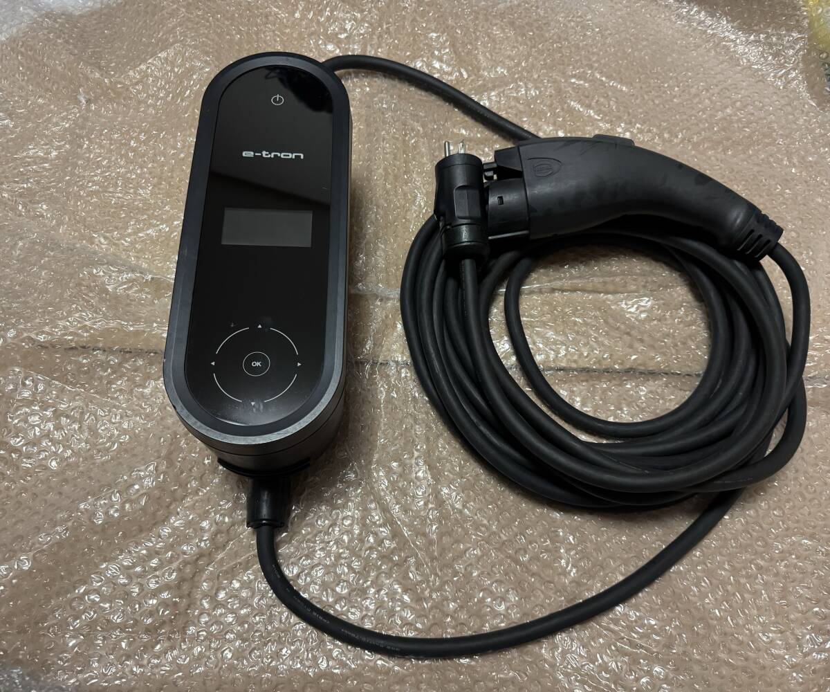 アウディ純正 EV充電ケーブル e-tron用 e-tron AUDI 公式通販 充電 