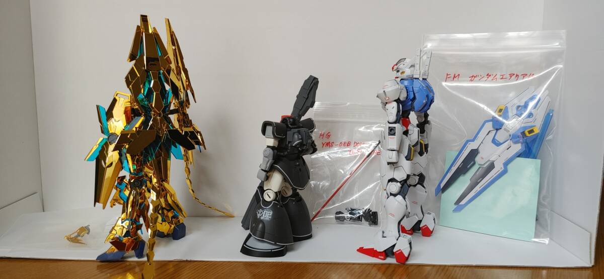 ガンプラ完成品3体のセットです_2