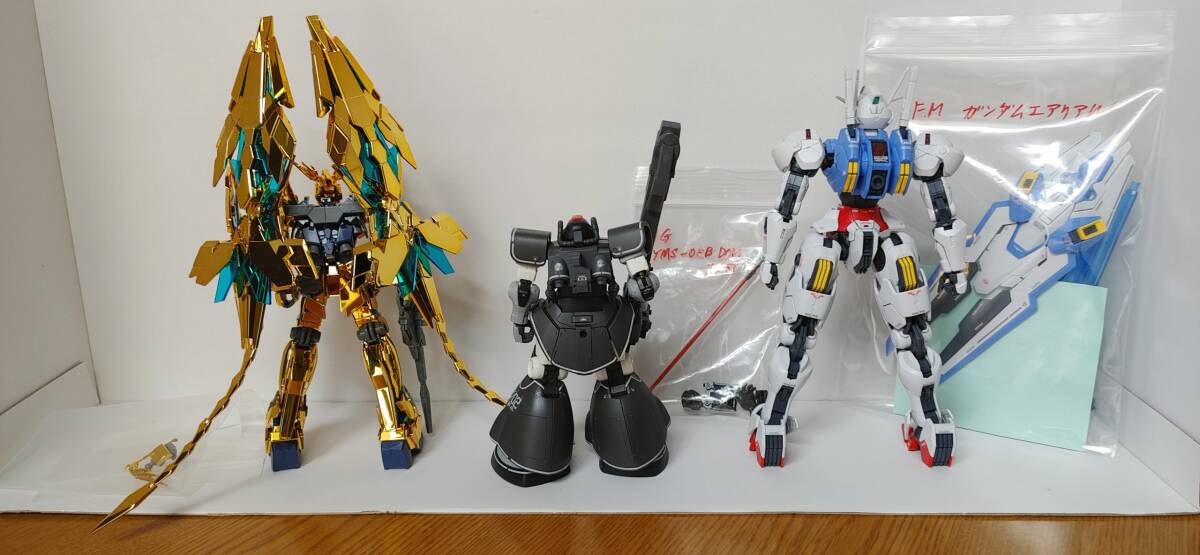 ガンプラ完成品3体のセットです_3