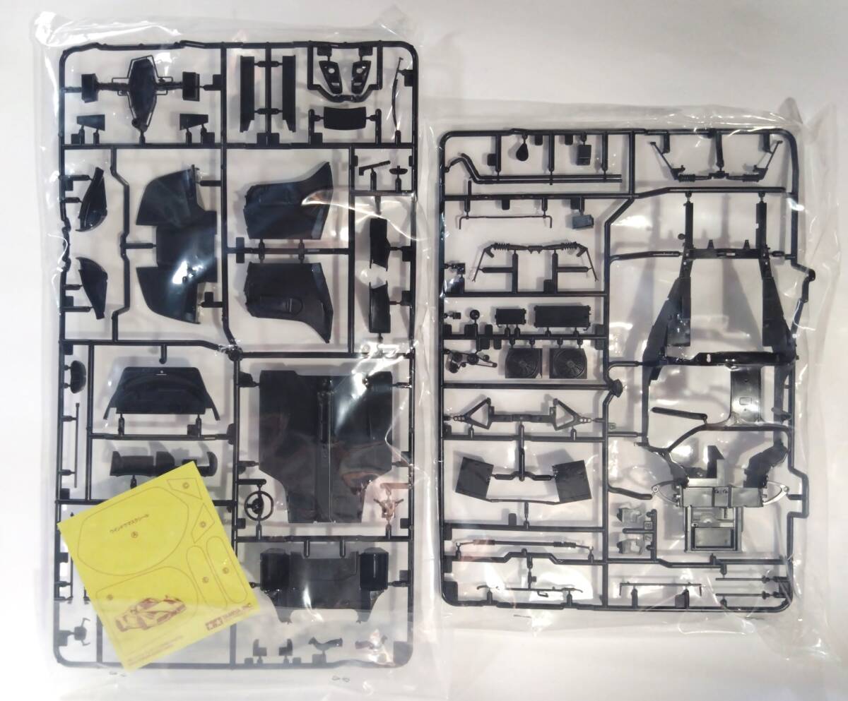 タミヤ　１/２４　スポーツカーシリーズ　エンツォ　フェラーリ（レッドバージョン）　フルディスプレイモデル_5