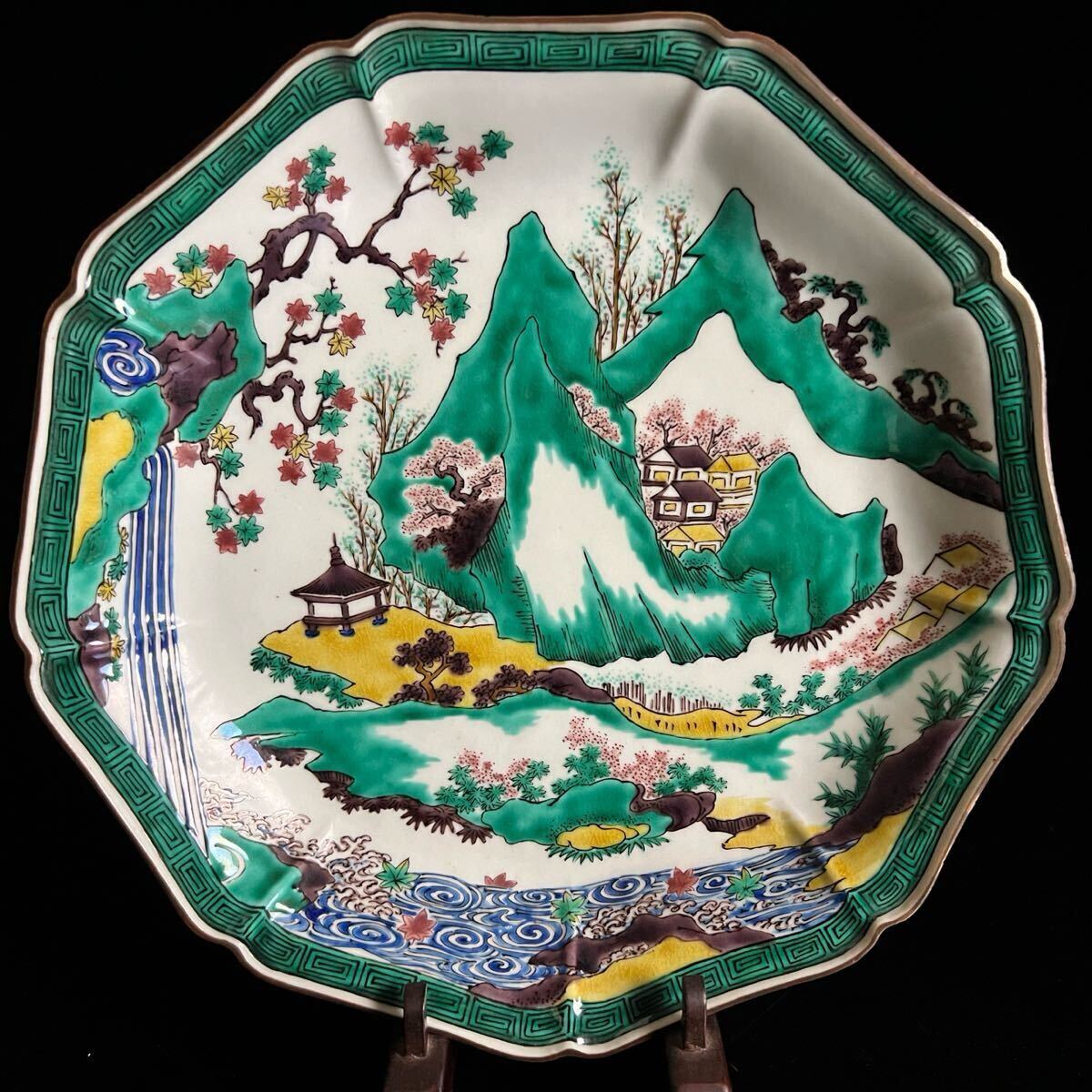 ◇鸛◇ 図録掲載同手品 九谷焼 初代 徳田八十吉 楼閣山水図輪花皿 31cm