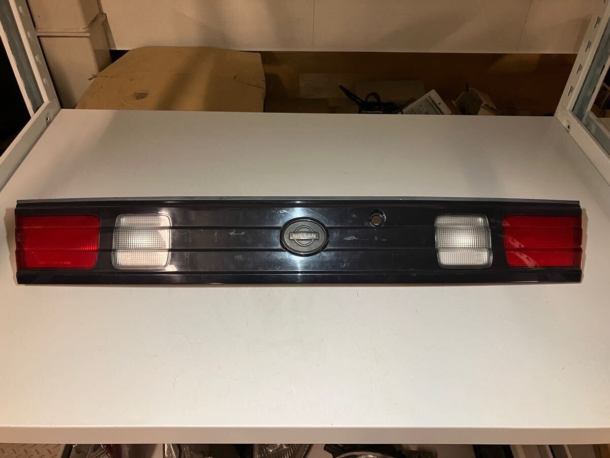 シルビア S14 ガーニッシュ テールランプ 中古品 | S14後期純正 
