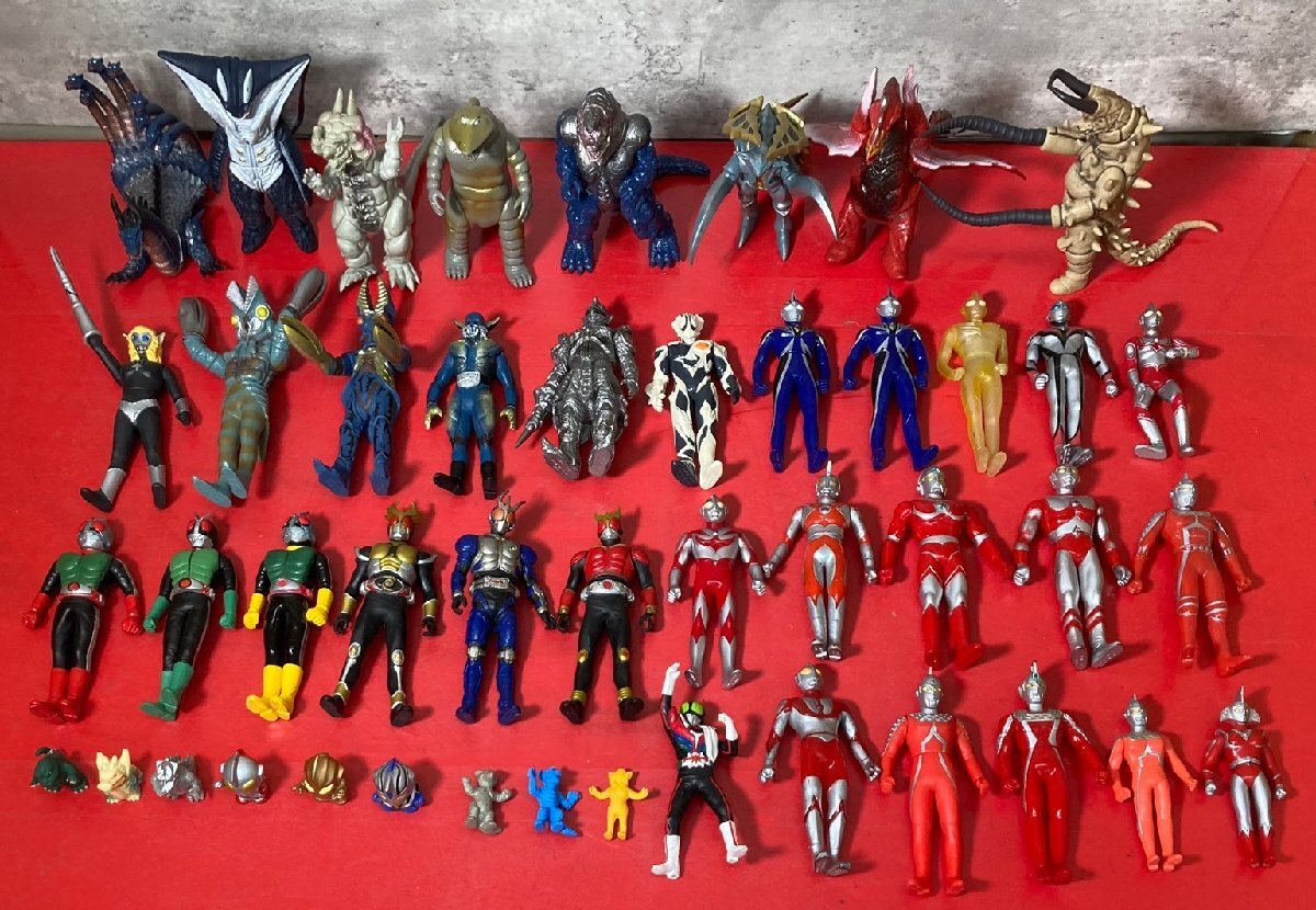 ウルトラマン 仮面ライダー 怪獣 星人 怪人 ソフビ 指人形 フィギュア