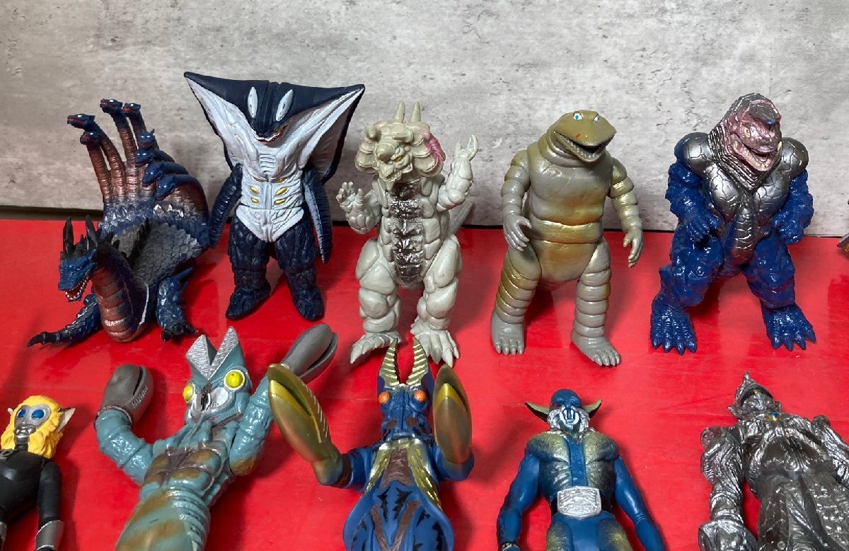 ウルトラマン 仮面ライダー 怪獣 星人 怪人 ソフビ 指人形 フィギュア