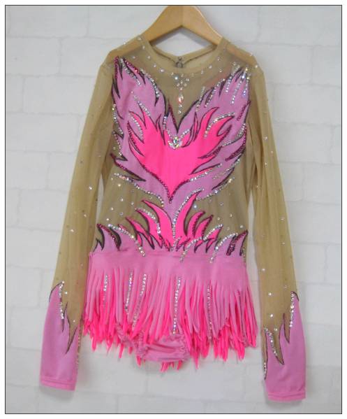 １５０サイズ　新体操競技用レオタード　ピンク