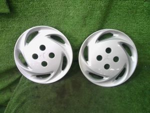 トッポ DBA-H82A ホイールキャップ M 3G83 P38 MR353719