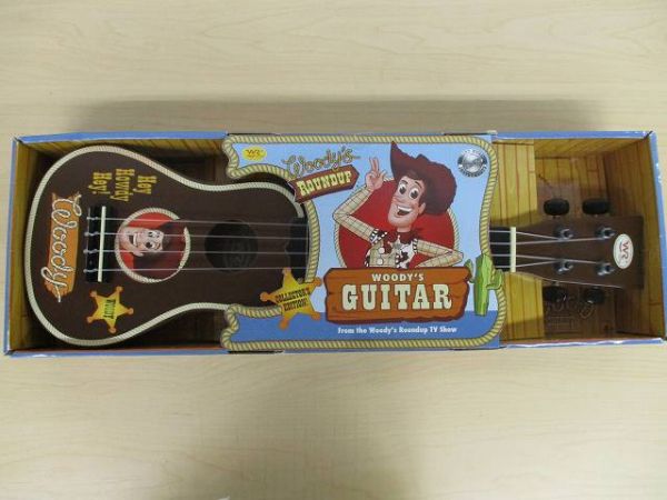 トイストーリー ウッディ ギター Woody's - Roundup Guitar メルカリ