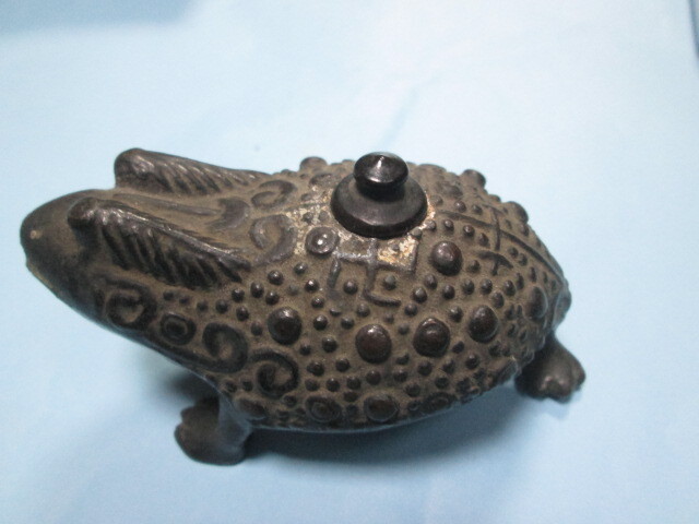 金属工芸 Seikado オンライン 香炉 カエル 香の器 アーカイブ - 錫・銀