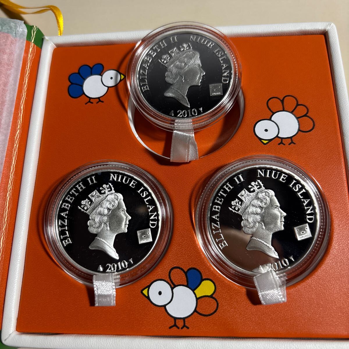 激安大特価，本物保証 ミッフィー55周年アニバーサリー 2シルバーコイン 31.10g オランダ王立造幣局鋳造