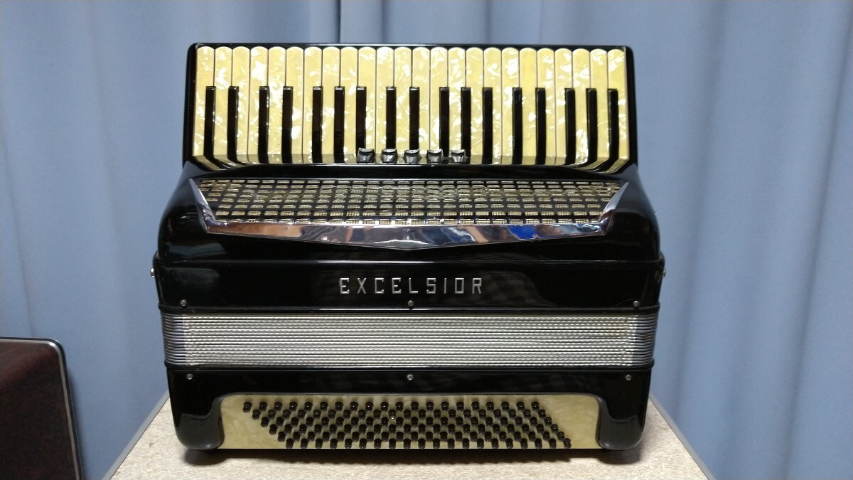 400｜アコーディオン横丁 中古Excelsior EXCELSIOR 120ベース 