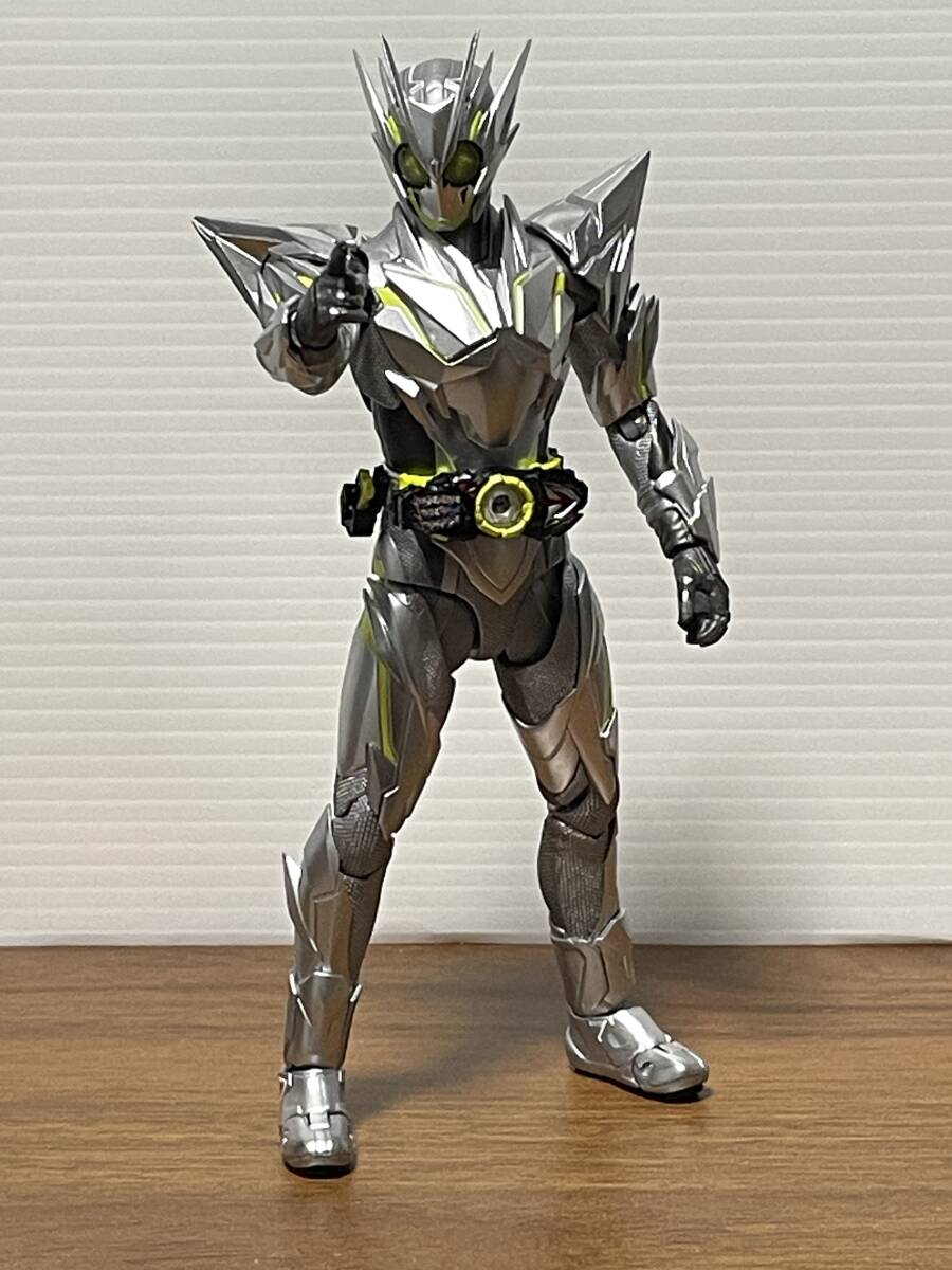S.H.フィギュアーツ 仮面ライダーゼロワン メタルクラスタホッパー FIG