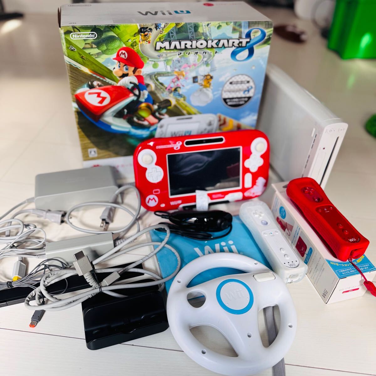WiiU本体 Nintendo マリオカート8セットリモコンプラス ヌンチャク