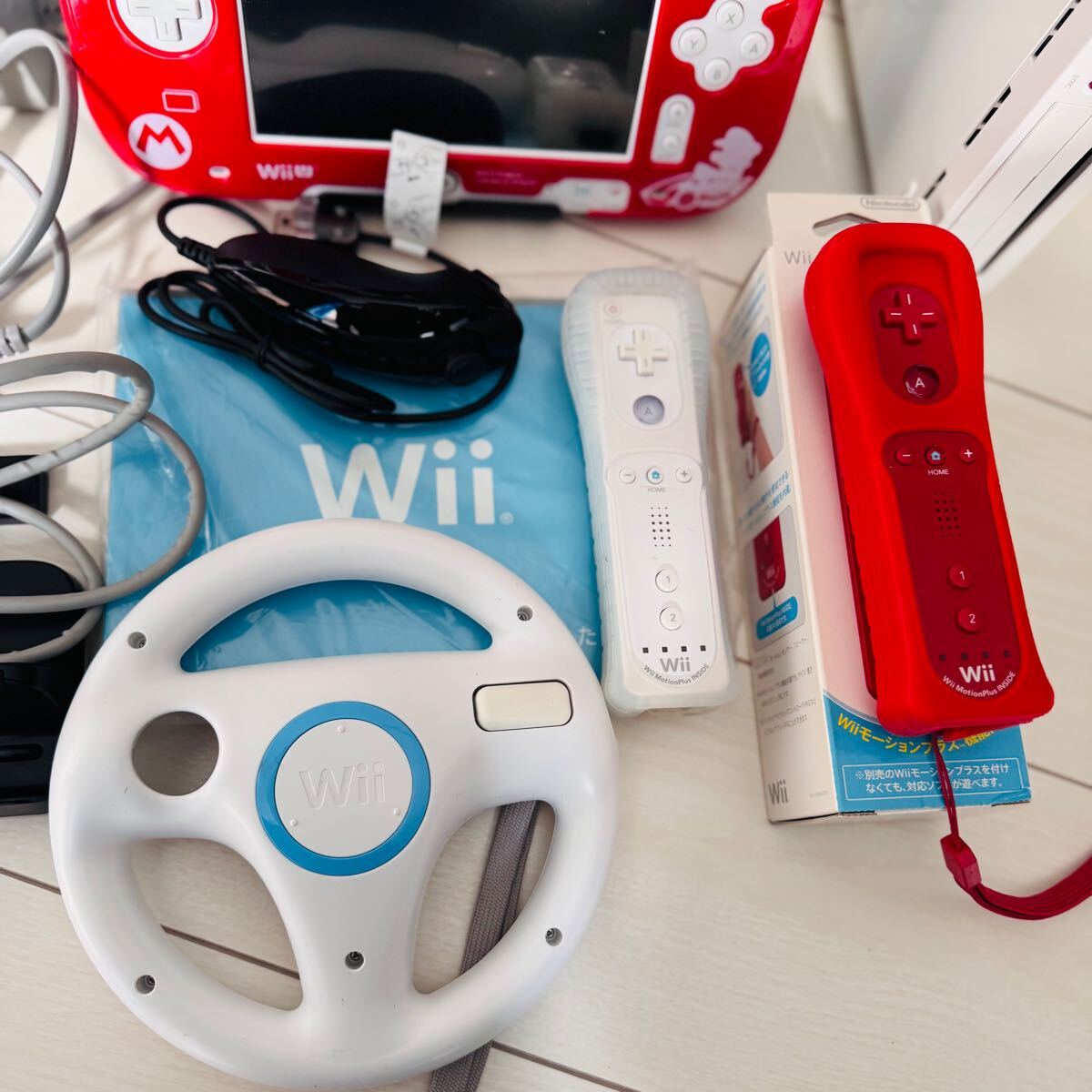 WiiU本体 Nintendo マリオカート8セットリモコンプラス ヌンチャク