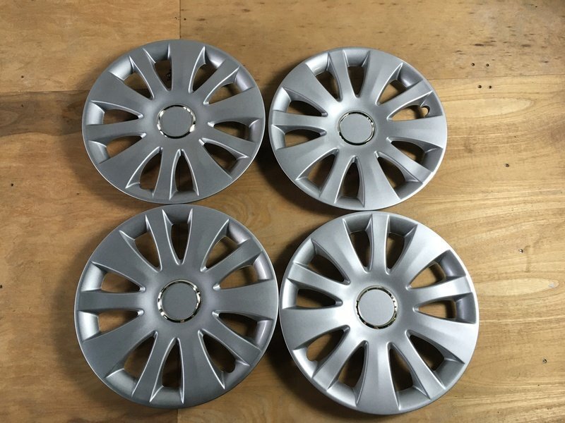 日産 シルフィ (シルバー) 16インチ 純正タイプ ホイールカバー 4枚 1ヶ月保証付 ホイールキャップ 即納 送料無料 沖縄不可_1