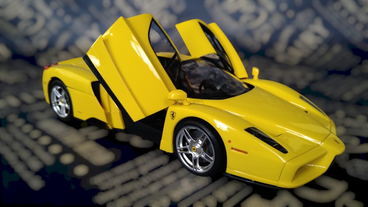 キット完成品 タミヤ1/24 エンツォ フェラーリ イエローVer. WAVE製 