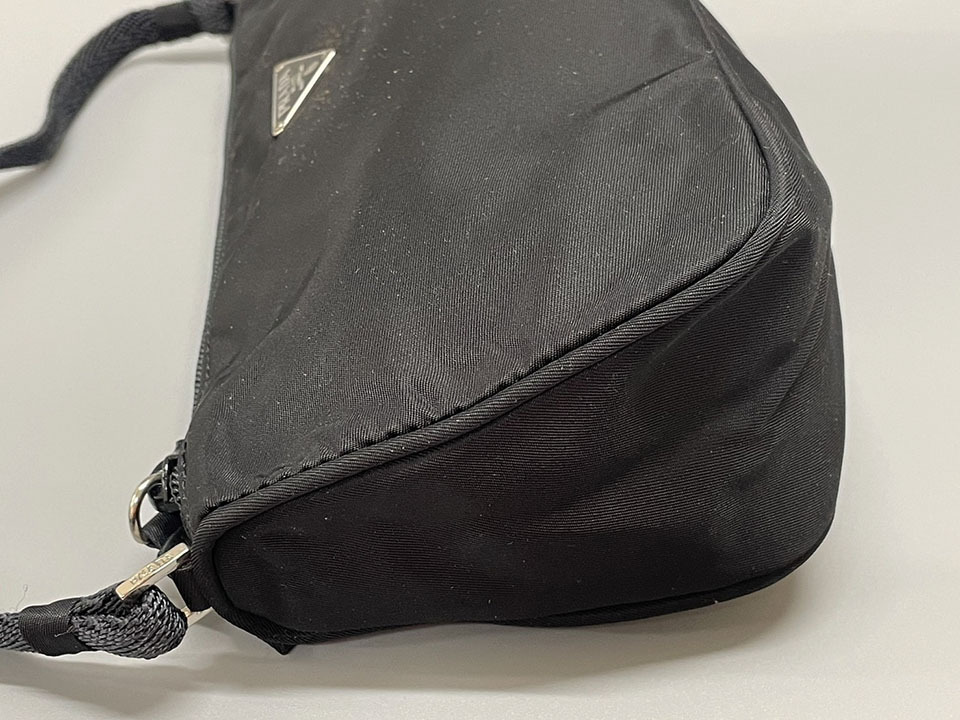 PRADA プラダ 美品 アクセサリーポーチ ミニバッグ MV633 テスート