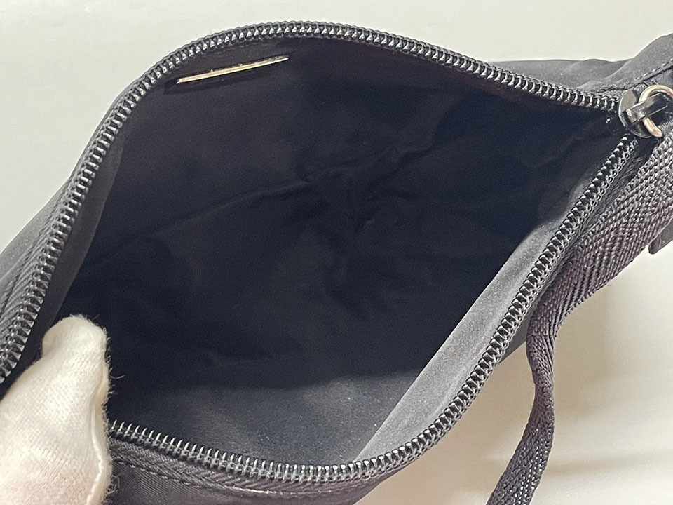 PRADA プラダ 美品 アクセサリーポーチ ミニバッグ MV633 テスート