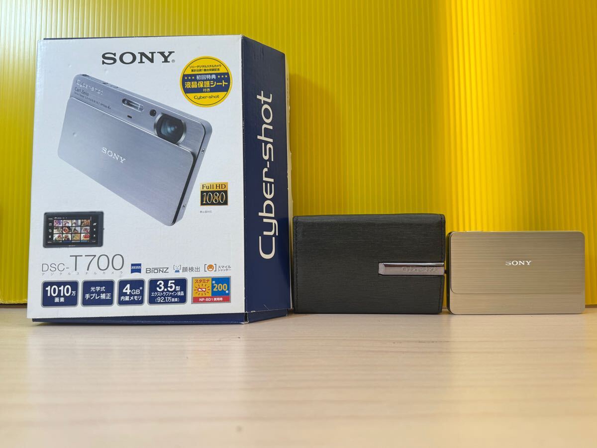 DSC-T700 Digital Camera 4x Sony Cyber-shot Cybershot 10.1MP 