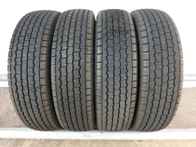 ★ 145/80R12 80/78N ★ 4本セット ★ ブリヂストン ★ W300　2023年製　約8分山　軽トラック用スタッドレス　145Ｒ12　6PR
