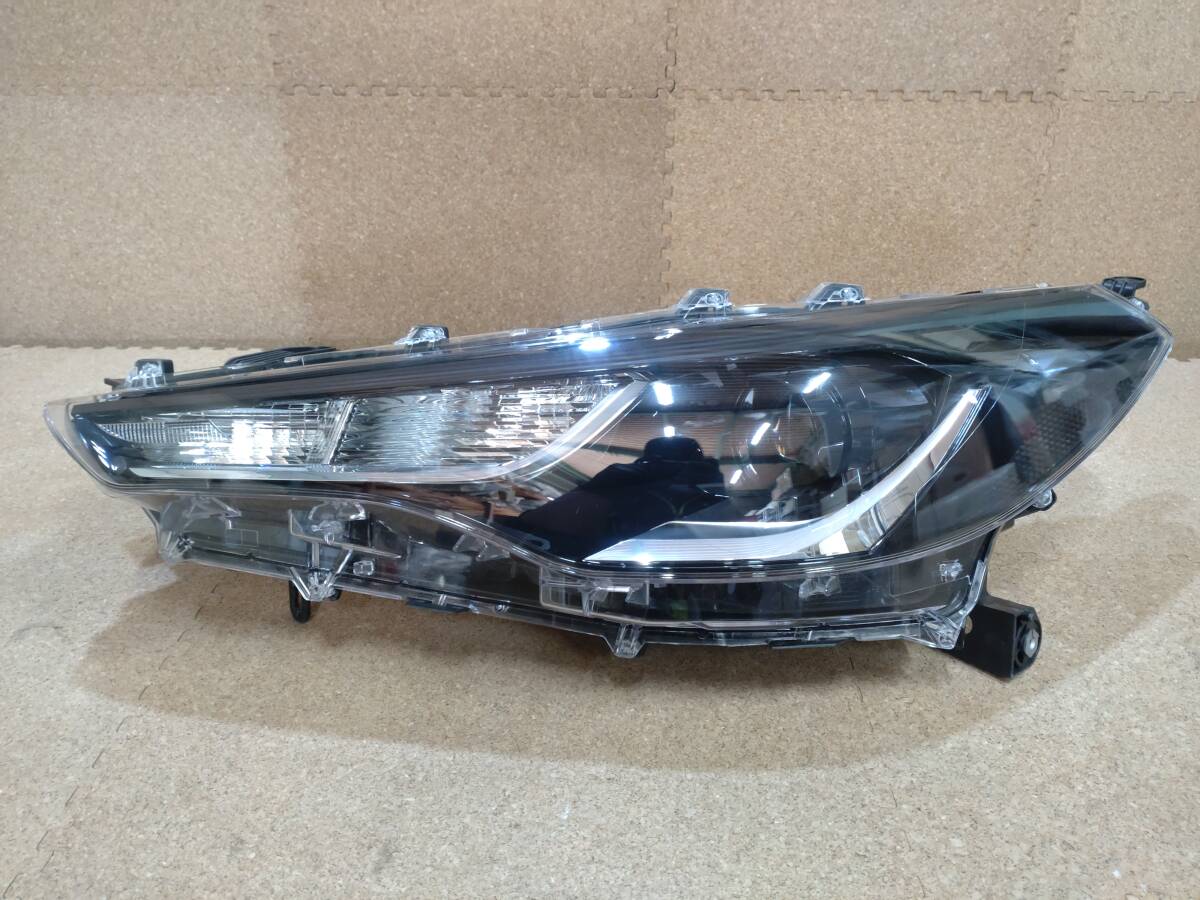 カローラクロス ZSG10 ZVG11 ZVG15 トヨタ | 純正 マッシブ 即決有 