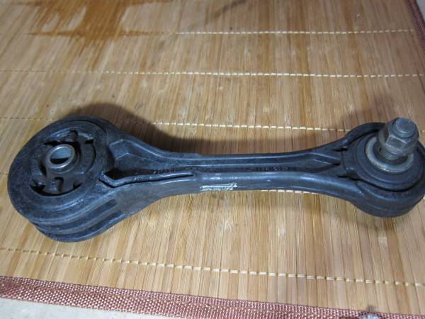 GC8 STi強化ピッチングストッパー ２万キロほど使用