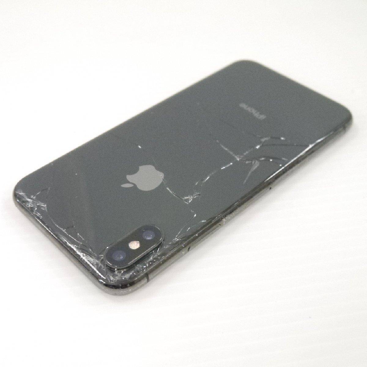 早い者勝ち】iPhone XS 64GB スペースグレー ※背面ガラス割れ有 早い者