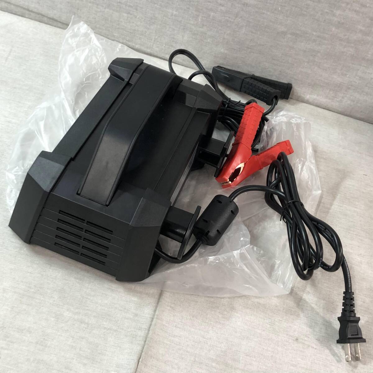 現状品 メルテック(meltec) 全自動パルスバッテリー充電器 (バイク 