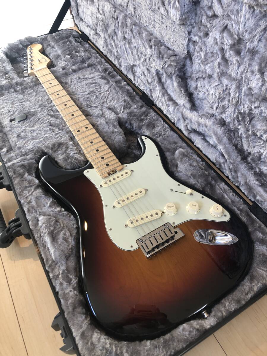 【超美品】Fender USA American Elite Stratocaster 2017年 / アメリカンエリート ストラトキャスター Noiselss N3