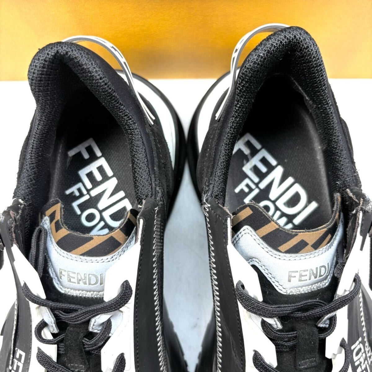 FENDI FLOW フェンディ スニーカー ジッパー 7 26cm メンズ 靴 
