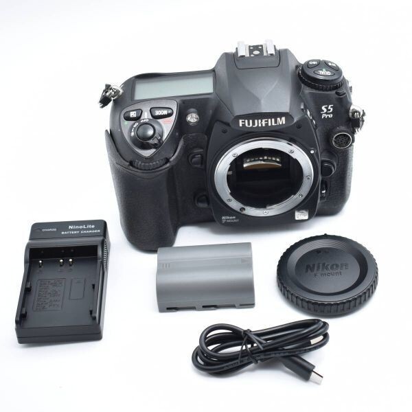 FUJIFILM デジタル一眼レフカメラ FinePix (ファインピックス) S5 Pro 