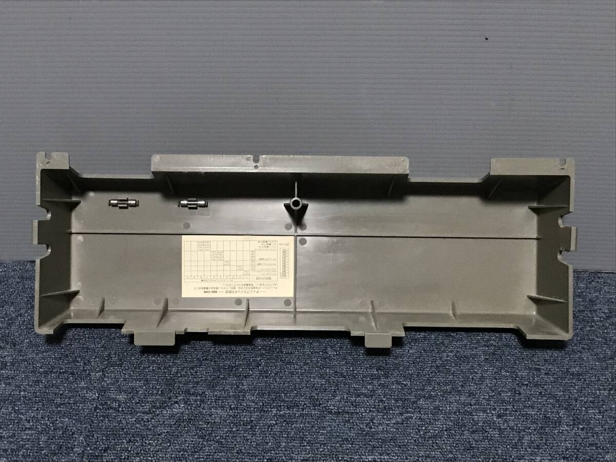 ファミコンボックス 背面カバー FAMICOMBOX_2