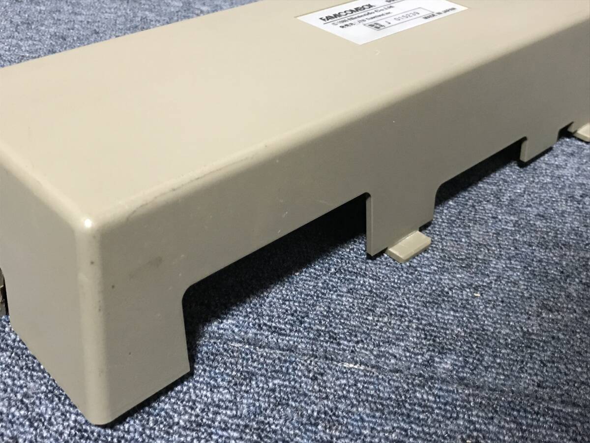 ファミコンボックス 背面カバー FAMICOMBOX_7