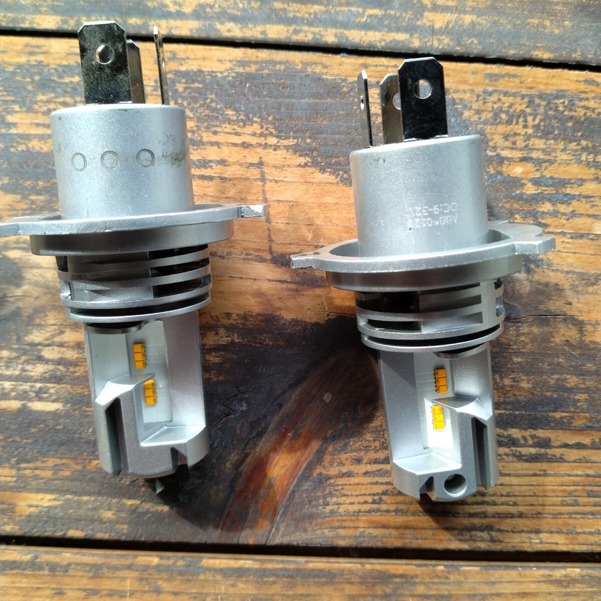 LEDヘッドライト H4 Lmmc製中古 Hi Lo Juwel Metal_10