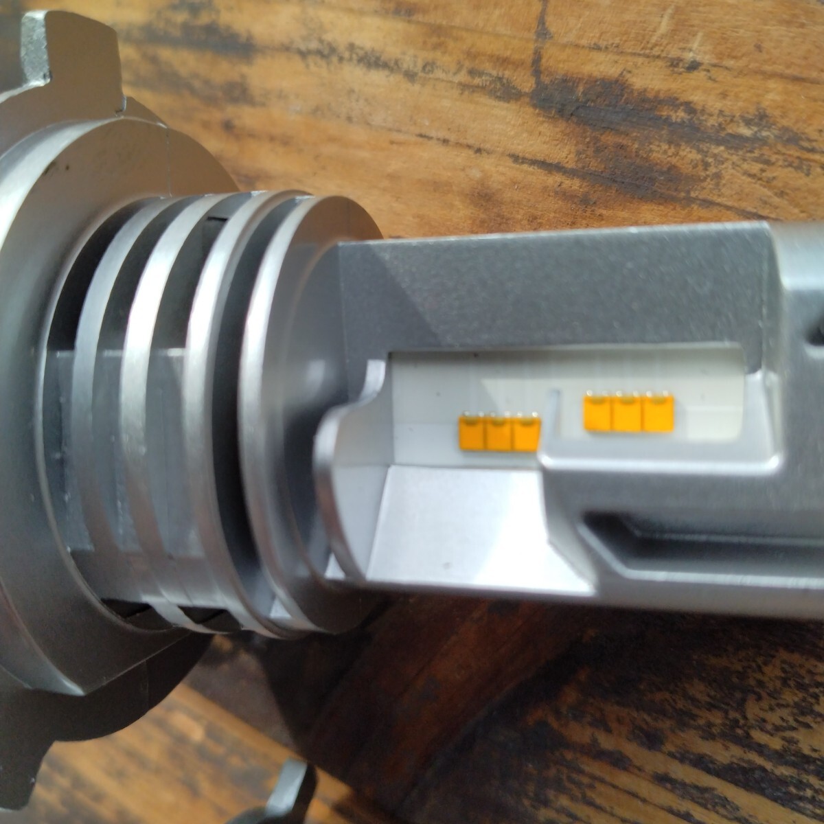 LEDヘッドライト H4 Lmmc製中古 Hi Lo Juwel Metal_7